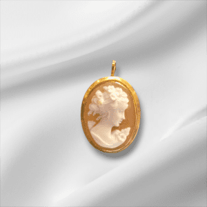 Antique Cameo Brooch/Pendant